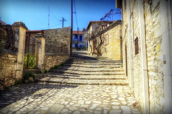 Keskeny kő street, Kato Lefkara faluban. Larnaca District, C — Stock Fotó