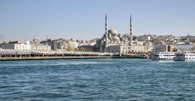 Istanbul, Türkiye - 9 Nisan 2014; Yeni Cami cami Istanbul, Türkiye'de yeni Camii