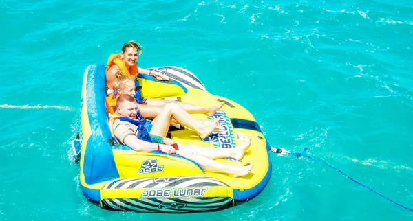 Gouna Egypt April 2015 Sea Attraction Happy People Ride Inflatable — 图库照片