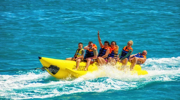 Gouna Egypt April 2015 Sea Attraction Happy People Ride Inflatable — Stock Photo, Image