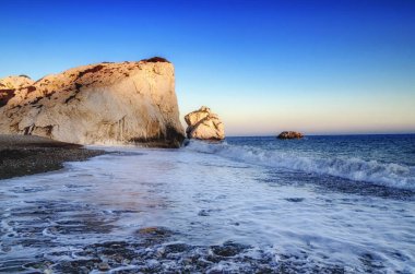 Petra tou Romiou, Kıbrıs, Baf bölgesi yakınındaki günbatımı