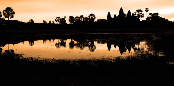 Stunning Sunrise Reflections Angkor Wat Siem Reap Cambodia Biggest Religious — Stock Photo, Image