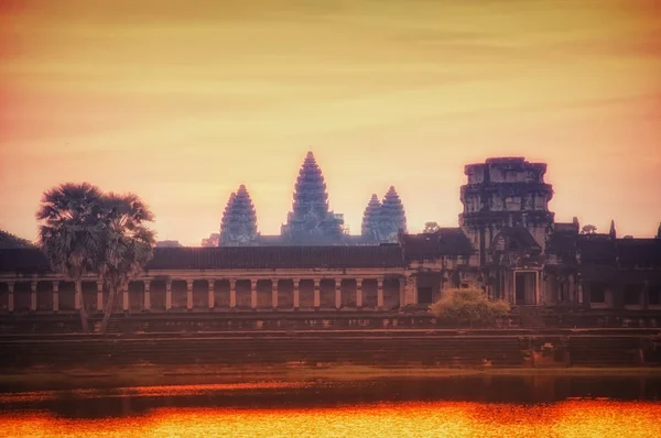 Fantastisk Soluppgång Och Reflektioner Angkor Wat Siem Reap Kambodja Största — Stockfoto