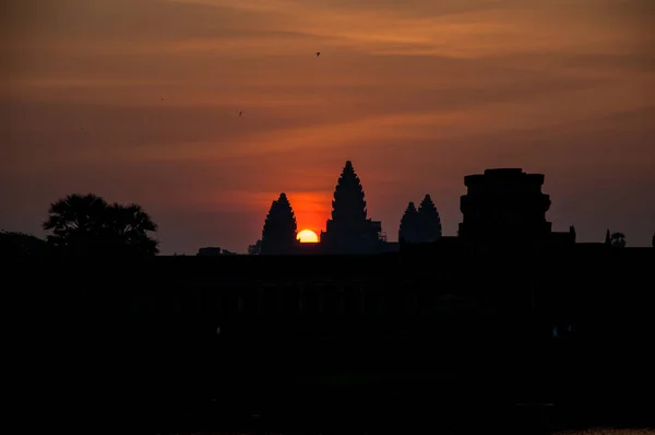 Fantastisk Soluppgång Angkor Wat Siem Reap Kambodja Största Religiösa Monument — Stockfoto