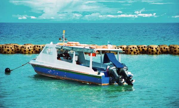 Boote Vor Anker Auf Der Insel Selingan — Stockfoto