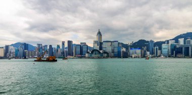 Hong Kong, Çin - 04 Mayıs 2013: Hong Kong Victoria Limanı Çin, Hong Kong. 