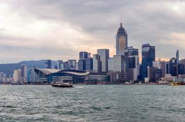 Hong Kong, Çin - 04 Mayıs 2013: Hong Kong Victoria Limanı Çin, Hong Kong. 