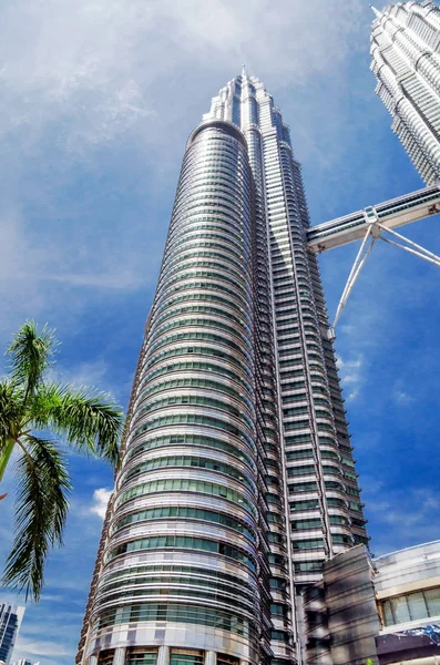 クアラルンプール クアラルンプール マレーシア ツイン タワー ペトロナスと空橋 Mayl 2013 クアラルンプール マレーシア — ストック写真
