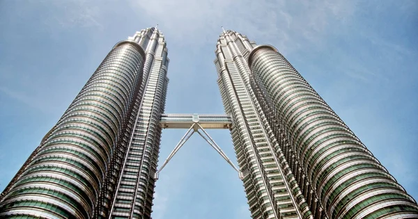 Kuala Lumpur Malaysia May Twin Towers Petronas Sky Bridge Mayl — Stock Photo, Image