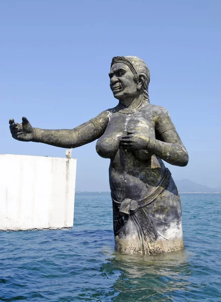 Samet adada denizkızı heykeli — Stok fotoğraf