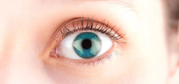 Olho azul em alta definição — Fotografia de Stock