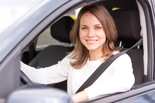 Attractive woman driving his car — Stock Photo, Image