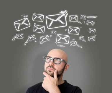 Adam iletileri hakkında düşünme