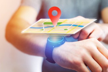 Bir haritada smartwatch bir yerelleştirme kavramı
