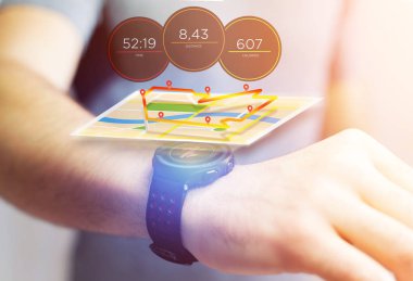 Bir spor smartwatch veri bilgiler ile çalışan arabirimde