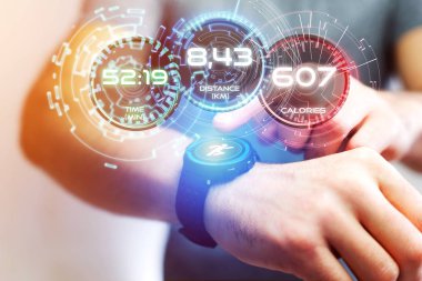 Bir spor smartwatch veri bilgiler ile çalışan arabirimde