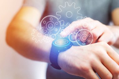 Dişli ayar smartwatch dışarı gidiyor kavramı