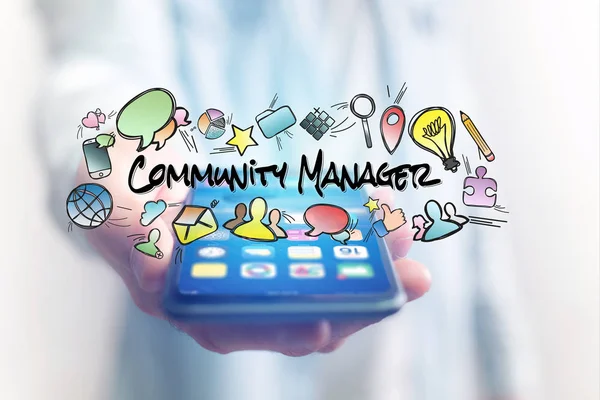 Concetto di uomo in possesso di smartphone con titolo di community manager a — Foto Stock