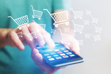 Teknoloji arayüzü ile Internet üzerinden ders yapma kavramı