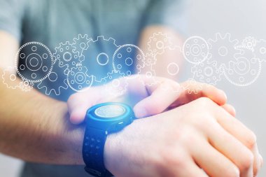 Dişli ayar smartwatch dışarı gidiyor kavramı