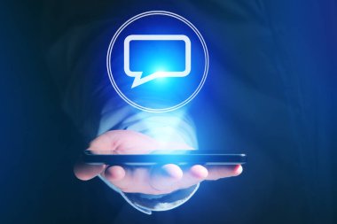 Kavram smartphone arabirim üstünde e-posta gönderme mesaj ŞA