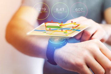 Bir spor smartwatch veri bilgiler ile çalışan arabirimde