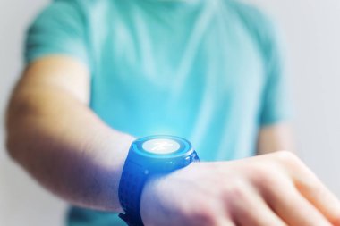 Bir spor smartwatch veri bilgiler ile çalışan arabirimde