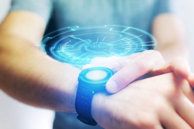 Smartwatch dışarı gidiyor bir fütüristik teknoloji tekerlek kavramı