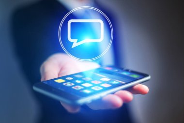 Kavram smartphone arabirim üstünde e-posta gönderme mesaj ŞA
