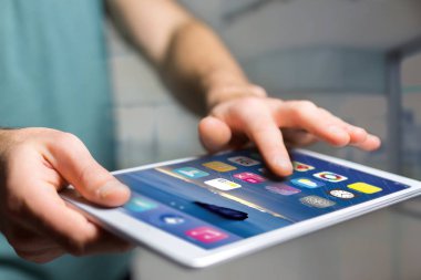 işletim sistemi ile akıllı telefon