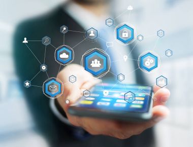 İş ağ bağlantısı üzerinde bir futuristik bir arayüze görüntülenen 
