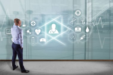 Medecine ve genel sağlık simgesi görüntülenen bir teknoloji üzerinde ben