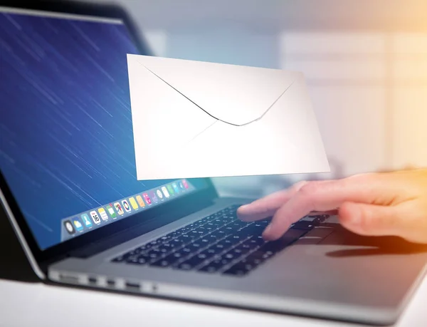 봉투 메시지는 미래의 이메일 인터페이스-3d에 표시 — 스톡 사진
