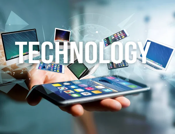 Technologie titel surounded door apparaat, zoals smartphone, tablet of — Stockfoto