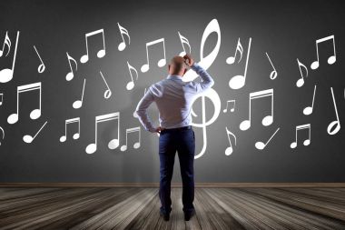 İşadamı ve müzik notları 