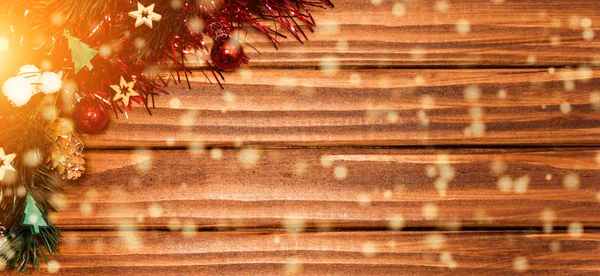 Świąteczne tło z kulkami świątecznymi — Zdjęcie stockowe