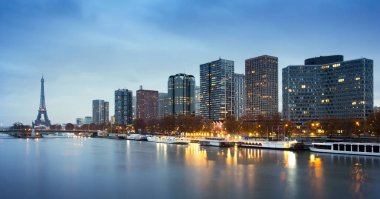 Eyfel Kulesi, Beaugrenelle ilçe ve Seine Nehri Paris, Fr