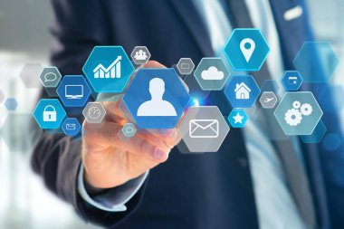 İş ağ uygulaması bir futuristik bir arayüze üzerinde görüntülenen