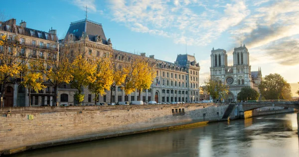 Widok Katedry Notre Dame Paris Sekwany Paryż Francja — Zdjęcie stockowe