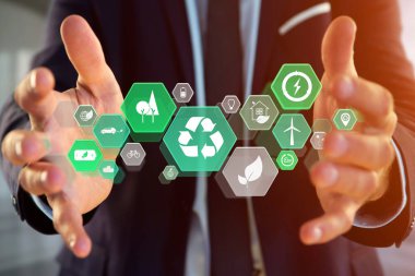 Fütüristik bir arabirim üzerinde görüntülenen bir teknoloji ekolojik simgelerin görünümü