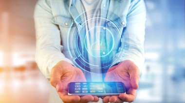 Erkek el ile smartphone üzerinde parlak teknolojik ağ iletişim düğmesini