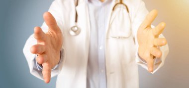 Klinikte boş eller veren doktor