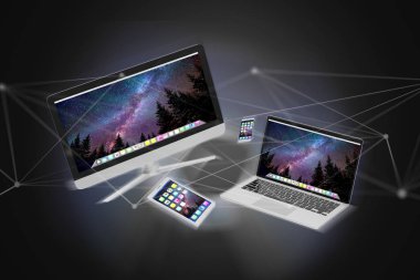 Akıllı telefon, bilgisayar bağlantısı ağ üzerinden uçan görünümü