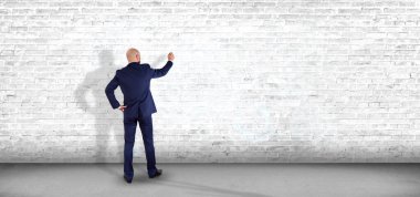 Bir teknoloji arabirimi 3d render tutan adam