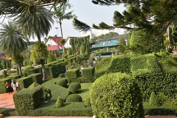 Nong Nooch Tropiska Botaniska trädgård, staden Pattaya, Thailand — Stockfoto