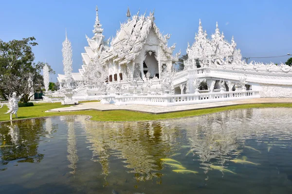 Wat Rong Khun, known as the White Temple. Chiang Rai, Thailand — Stock Photo, Image