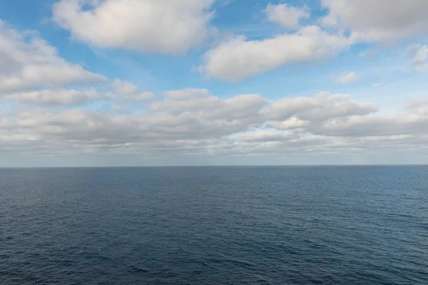 Nuages au-dessus du Pacifique — Photo