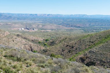 Çimento işleme tesisi