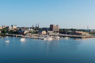 Charlottetown Merkezi ve marina