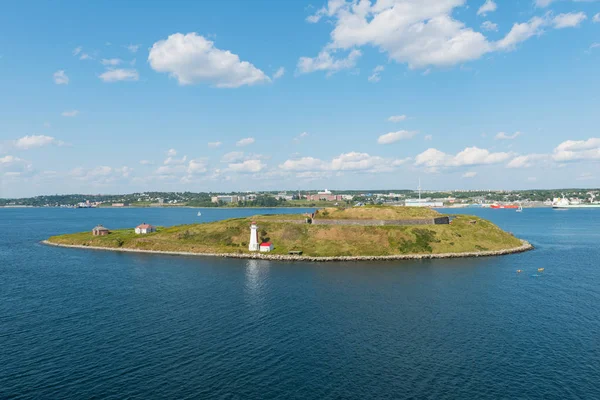 Deniz feneri ve fort